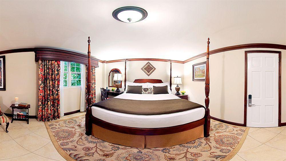Sandals Inn All Inclusive - Couples Only (Adults Only) مونتيغو باي المظهر الخارجي الصورة