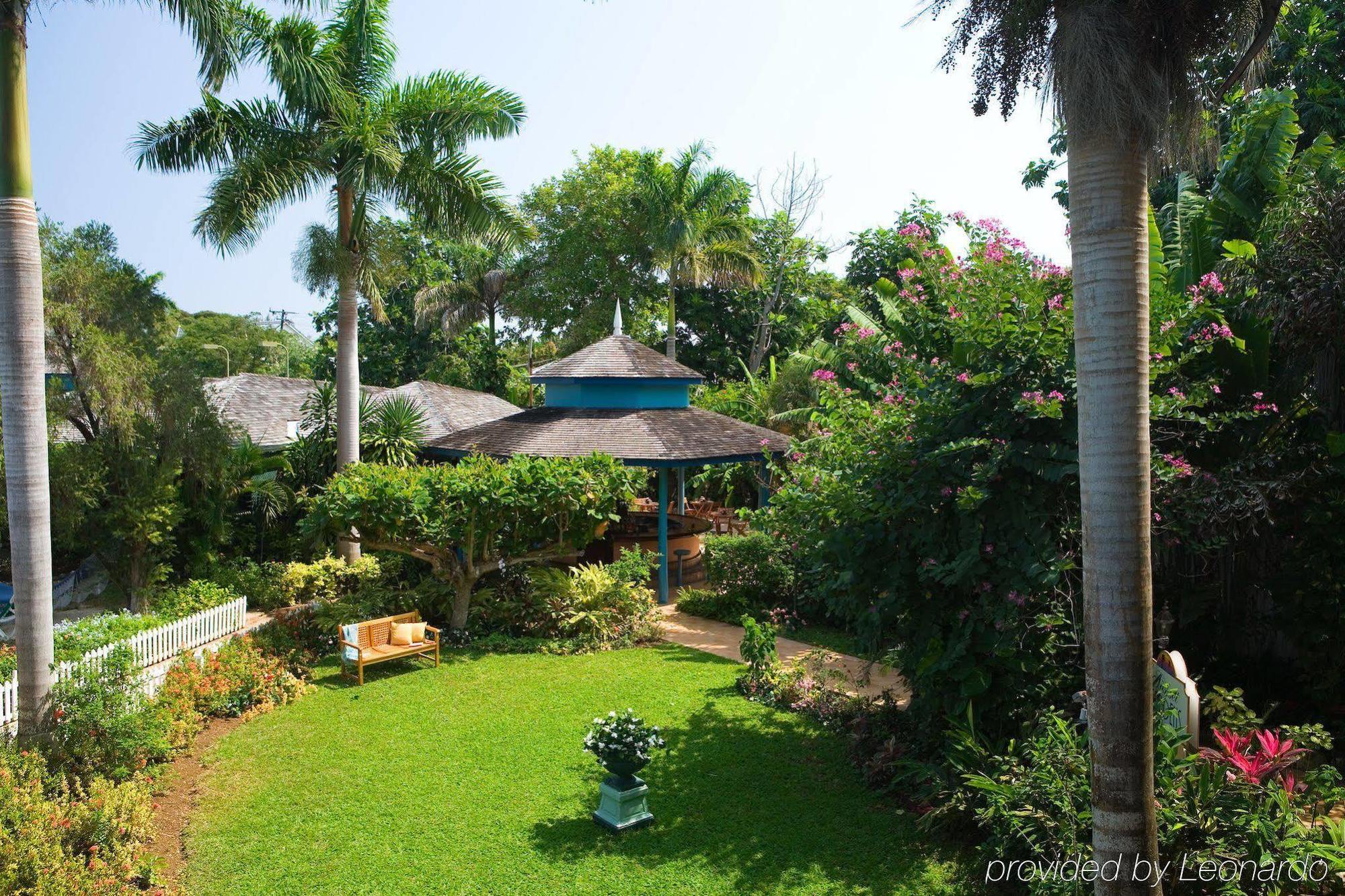 Sandals Inn All Inclusive - Couples Only (Adults Only) مونتيغو باي المظهر الخارجي الصورة
