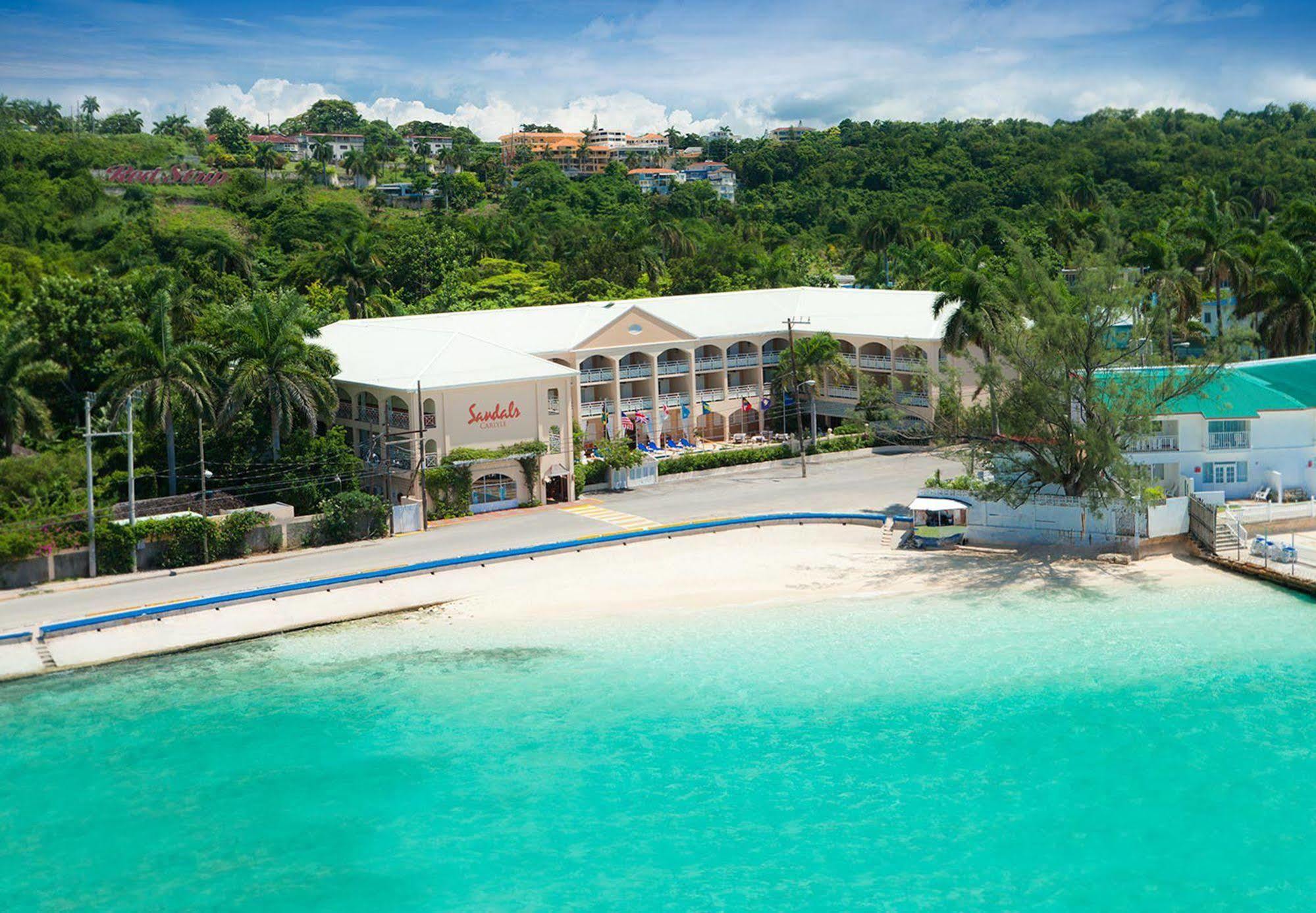 Sandals Inn All Inclusive - Couples Only (Adults Only) مونتيغو باي المظهر الخارجي الصورة
